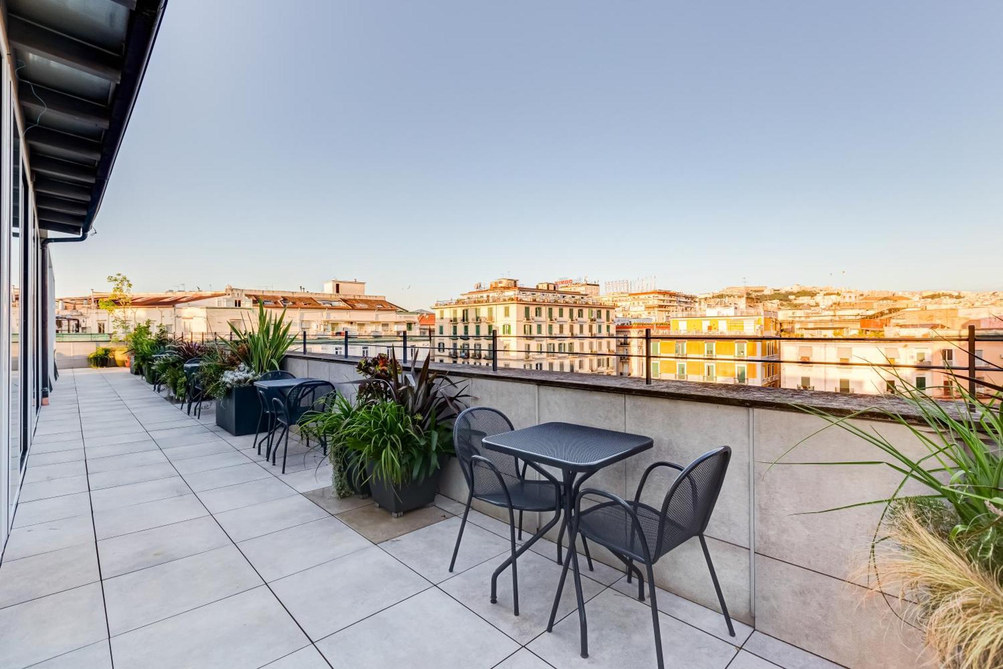 Western Plaza 4* Naples